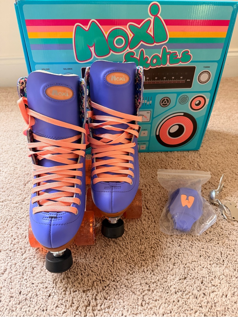 Moxi Beach Bunny Periwinkle Skates